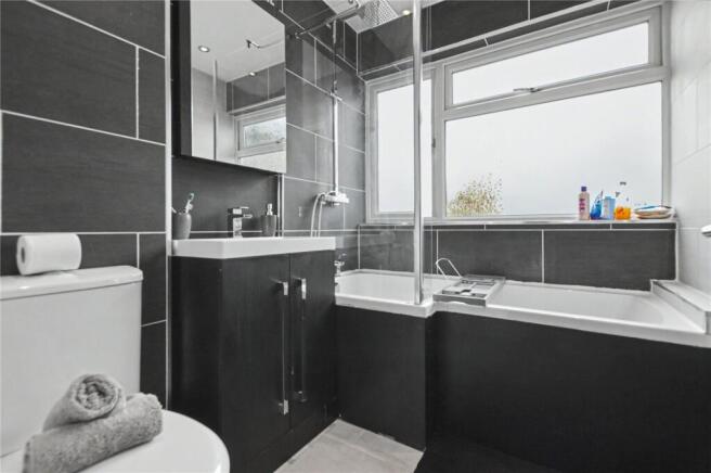 3 bed Semi-Detached for sale Image 9