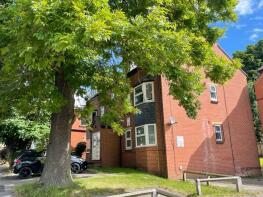 Flat 5, 44, Headingley Mount, Headingley, Leeds LS6 3EW