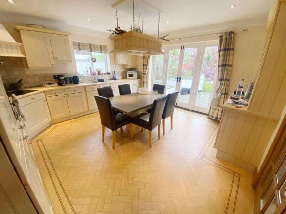 Kitchen Breakf...