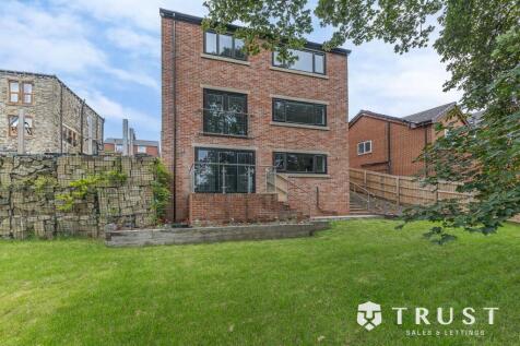 Raikes Lane, Birstall, WF17