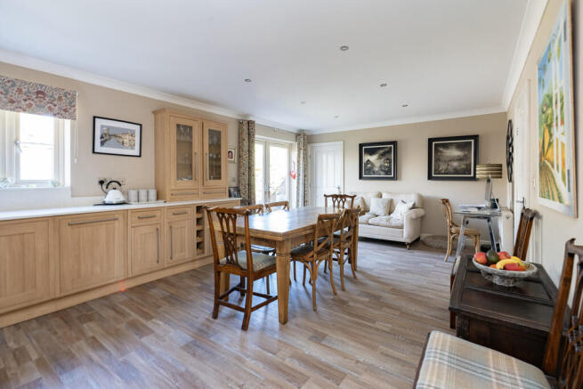 Kitchen Overall