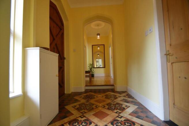 4 - Entrance Hall.JPG