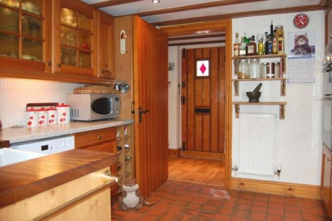 Kitchen Image 2