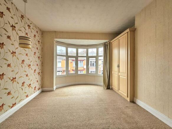 3 bed Terraced to rent Image 8