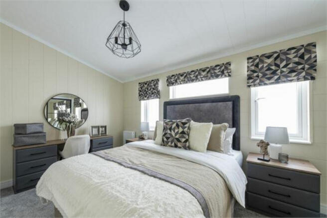 2 bed Chalet for sale Image 7