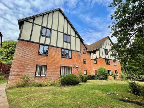 Campions Court, Berkhamsted photo 4