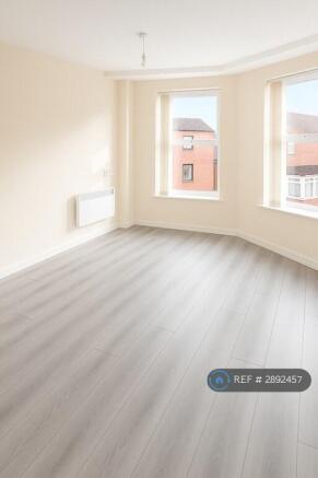 1 bed Flat to rent Image 5