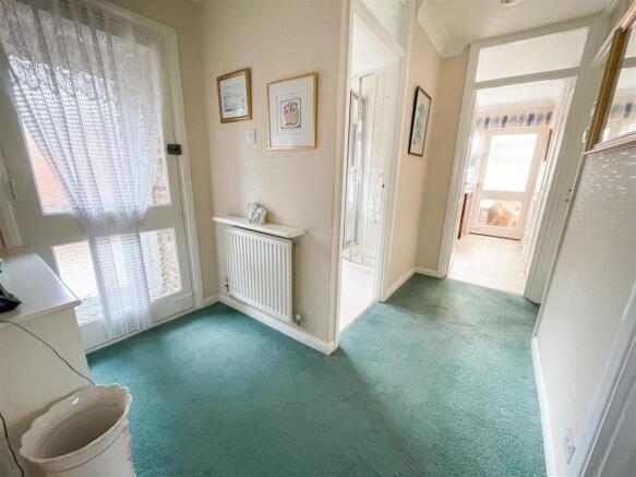 ENTRANCE HALLWAY