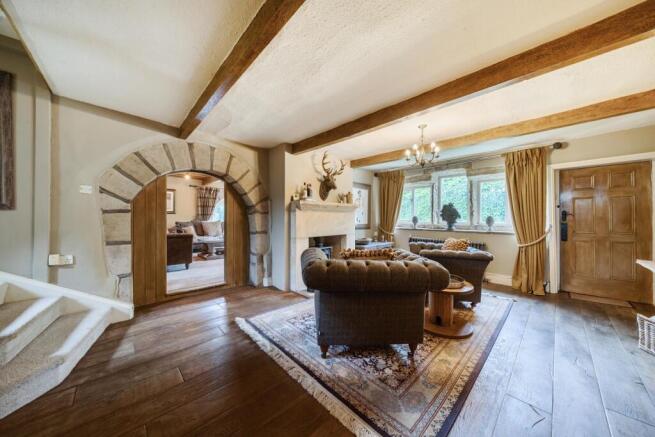 4 bed Detached for sale Image 6