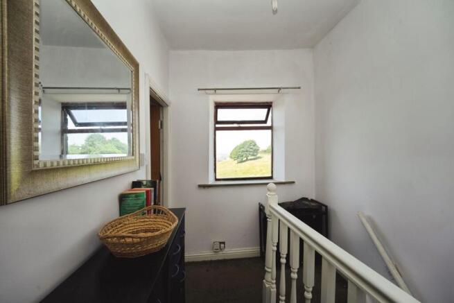 2 bed Terraced for sale Image 6