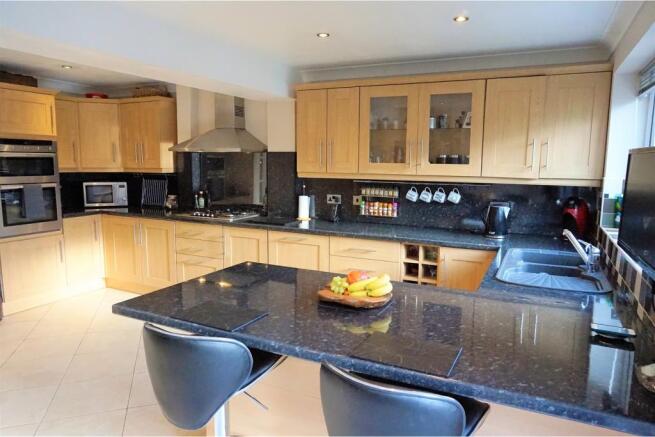 Kitchen / Diner
