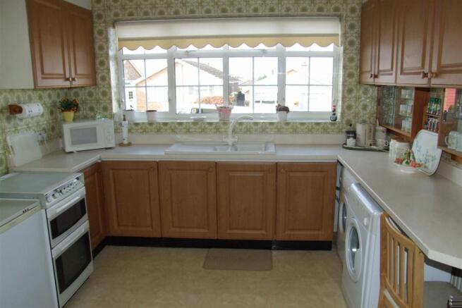 Kitchen/Breakfast Ro