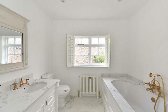 1 Wellington bath2.jpg