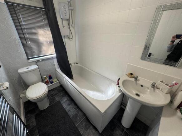2 bed Cottage for sale Image 7