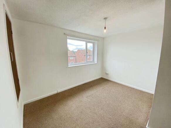1 bed Flat to rent Image 6
