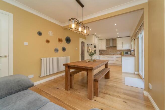 Kitchen/Dining Area