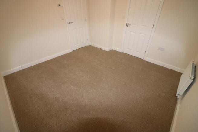 3 bed Detached to rent Image 12