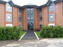 Flat 33, 102 104 Astoria Heights, Farnham Road, Slough SL1 4ED