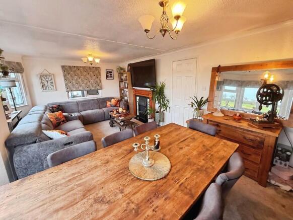 5a0e7b45-WhatsApp...