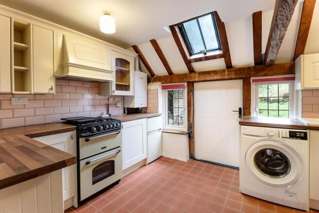 Badsell Road, Five Oak Green - Chain Free photo 3