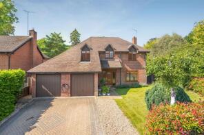 14, Holmes Close, Ascot SL5 9TJ