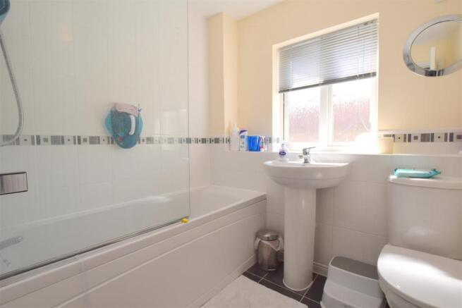 Bathroom.jpg