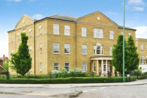 Chadwick Place, Long Ditton, Surbiton, Surrey, KT6
