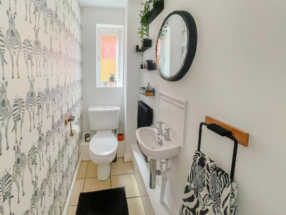 3 bed Detached for sale Image 8