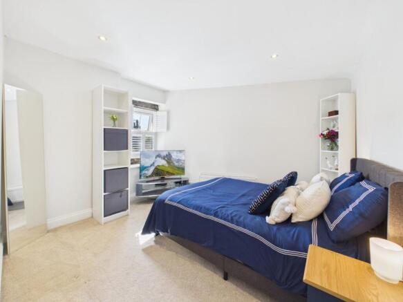 2 bed Detached for sale Image 7
