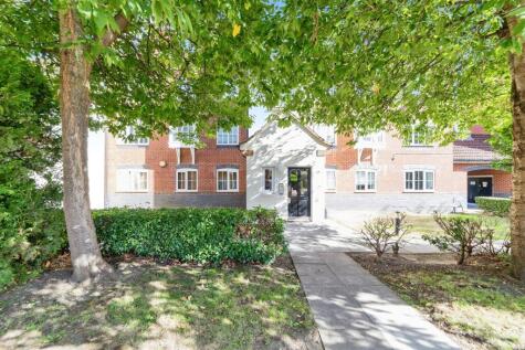 Node Way Gardens, WELWYN