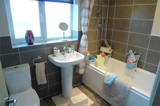 Photo 12