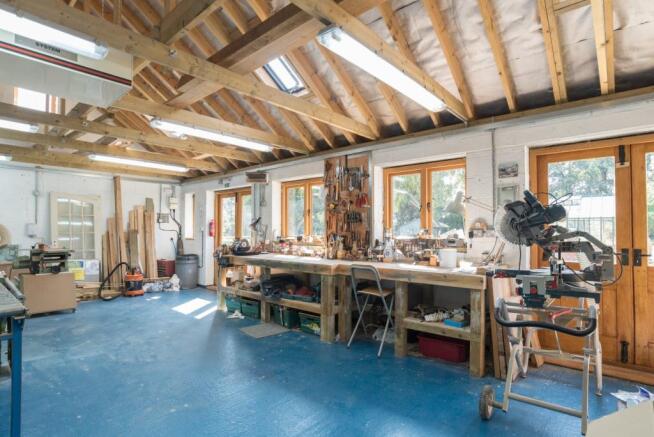 Workshop/Garage