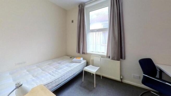 209-Francis-Avenue-Bedroom 2.jpg