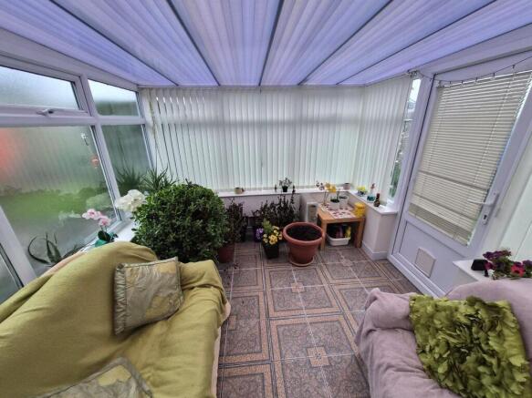 2 bed Semi-Detached Bungalow for sale Image 4