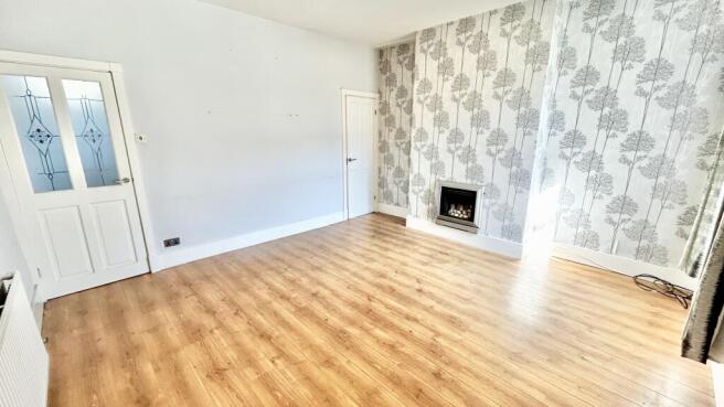 Sitting Room Pic1