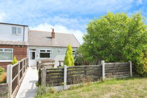 11, Churchfields, Ryhill, Wakefield WF4 2DD