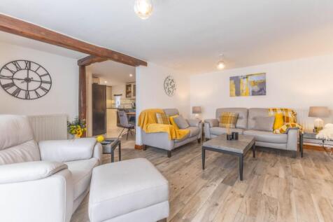 11 The Maltings, Whittington