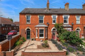 24, Grantham Road, Sleaford NG34 7NB