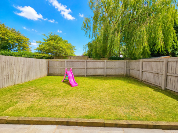 3 bed Semi-Detached for sale Image 10