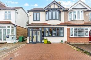 86, Mashiters Walk, Romford RM1 4BP