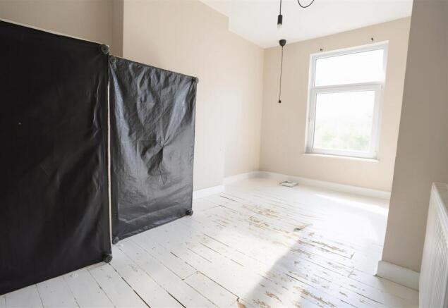 2 bed Terraced for sale Image 9