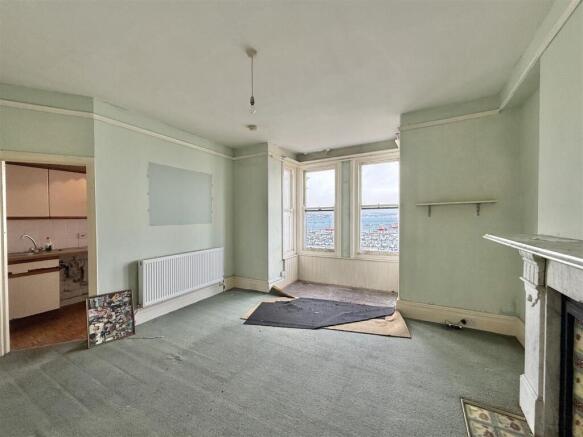 Flat 2 - Living Space.jpg