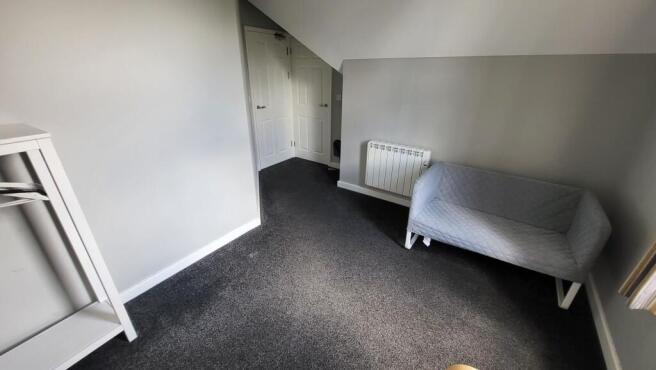 1 bed House Share to rent Image 4