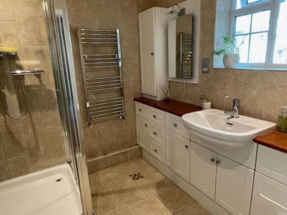 Timbers New En-Suite.jpeg