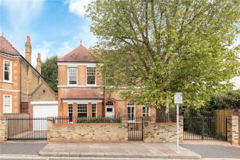 Howards Lane, London, SW15