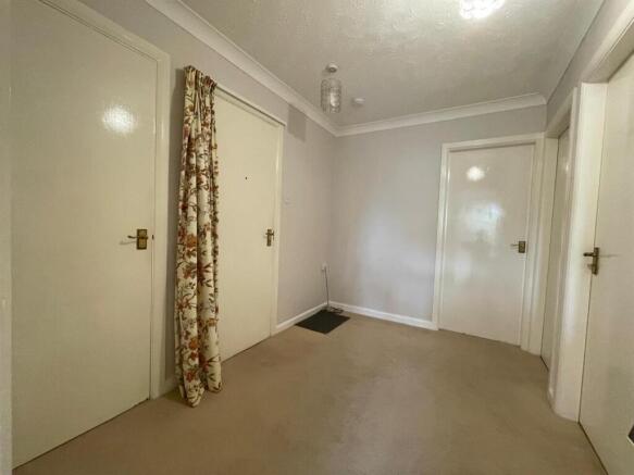 Flat 3 South Parade 2.jpg
