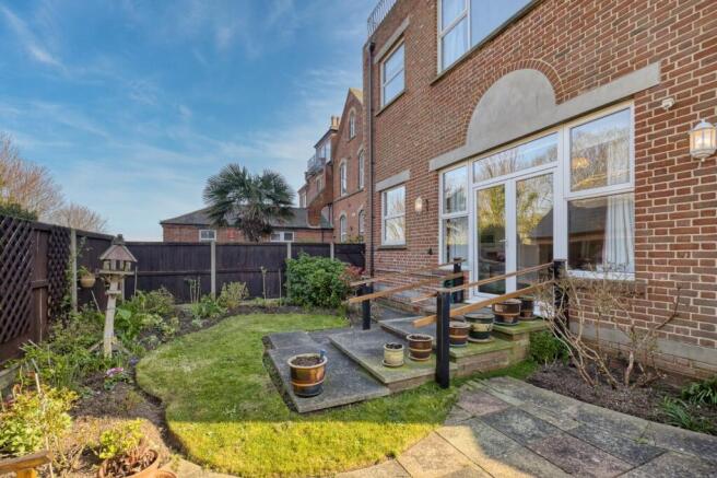 Picture 3