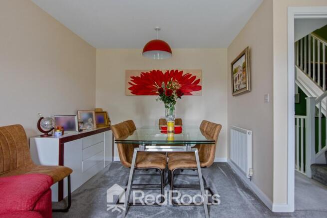 4 bed Town House for sale Image 9