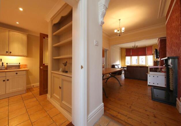 25 Teilo St 2426.JPG