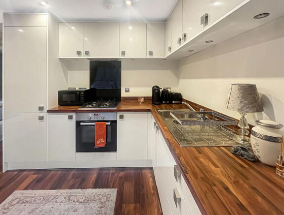 1 bed Apartment for sale Image 6